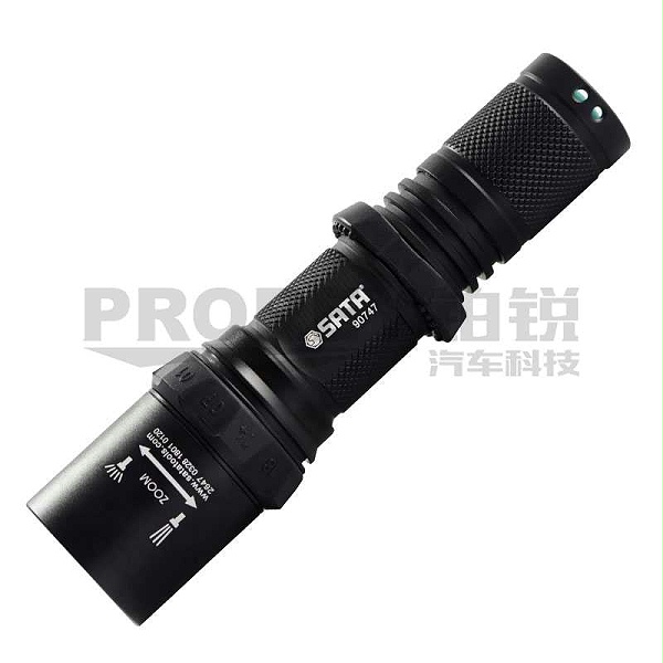 GW-130053666-世达 90747 高性能调焦强光充电式手电筒-1主图