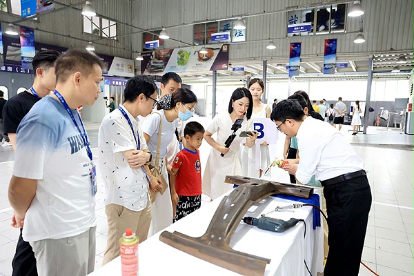 铂锐助力-2025一汽-大‮钣众‬喷客户服务节-广州站 (5)