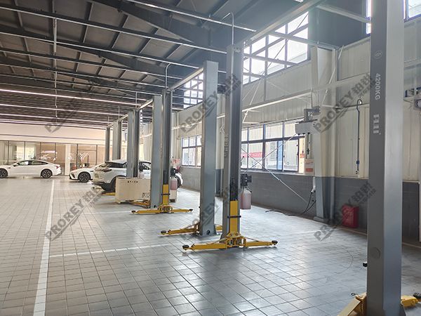 浙江哪吒4S店-义乌哪吒 (5)