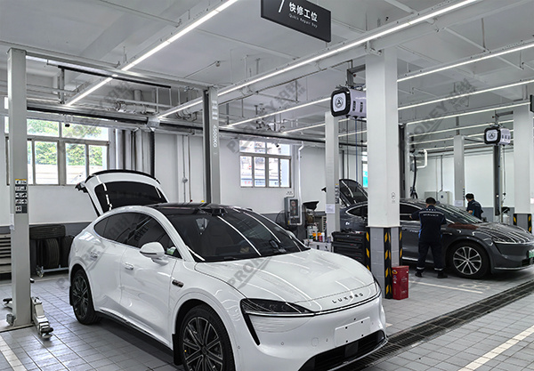 湖北鸿蒙智行4S店-武汉建银华城 (5)