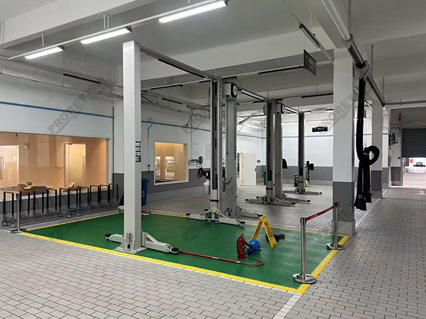 湖南鸿蒙智行4S店-湖南湘潭鸿蒙智行 (1)