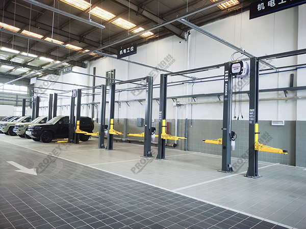 西安方程豹4S店-正耀鸿元方程豹 (4)