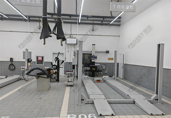 山东AITO 4S店-山东华朗AITO店 (11)