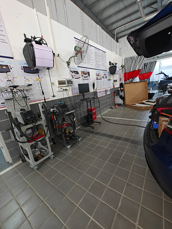 广东特斯拉4S店-阳江特斯拉 (3)