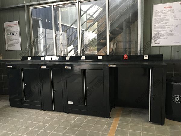 江西红旗4S店-萍乡兰天红旗4s店组合柜