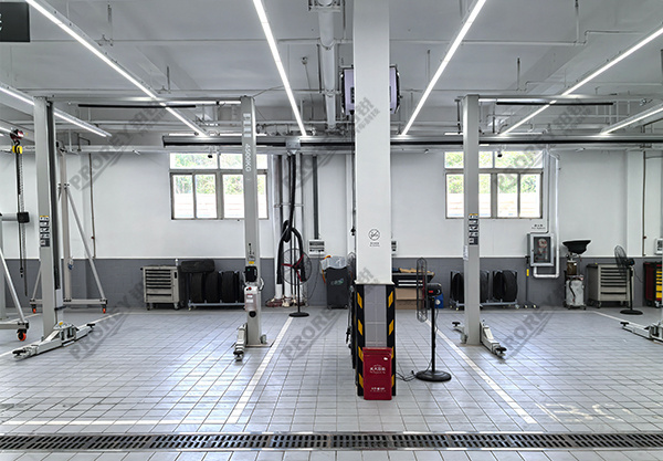 湖北鸿蒙智行4S店-武汉建银华城 (3)