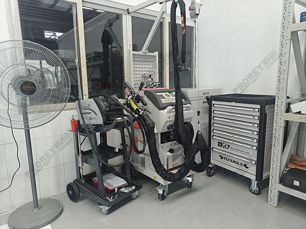 江苏鸿蒙智行4S店-张家港鸿蒙智行 (17)