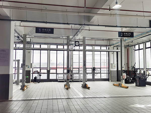 湖北鸿蒙智行4S店-十堰鸿蒙智行 (2)