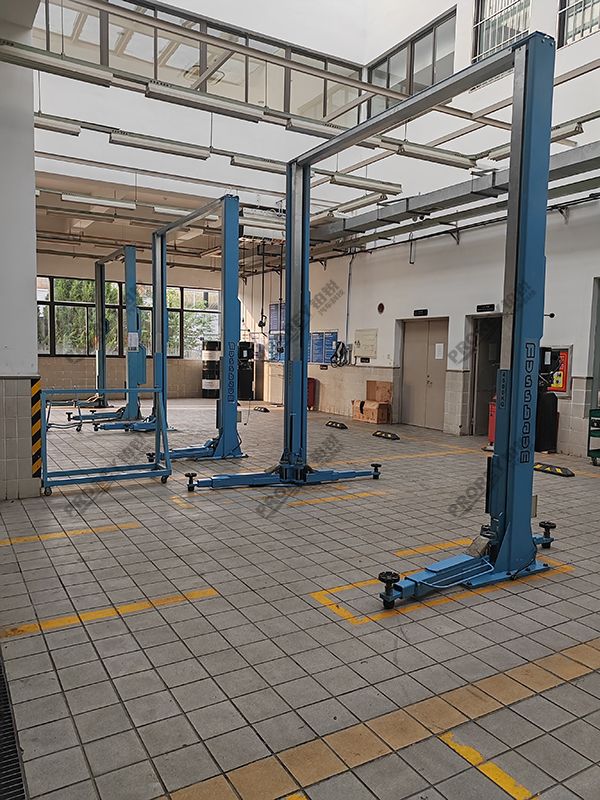 山东雷克萨斯4S店 -烟台锦绣世泰雷克萨斯路斯霸龙门举升机-(2)